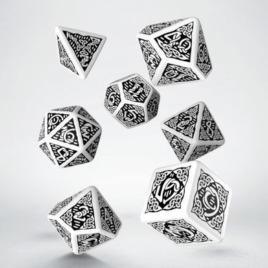 Набор кубиков Q Workshop Celtic 3D Revised White & black Dice Set фото 2